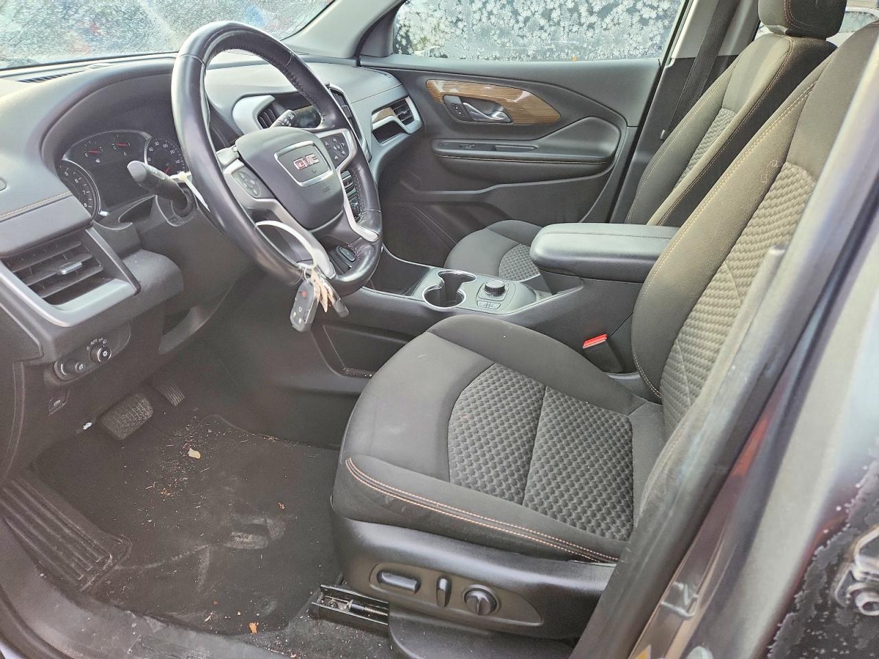 2019 GMC TERRAIN SLE photo 7