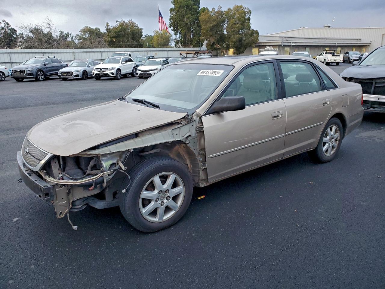 2001 TOYOTA AVALON