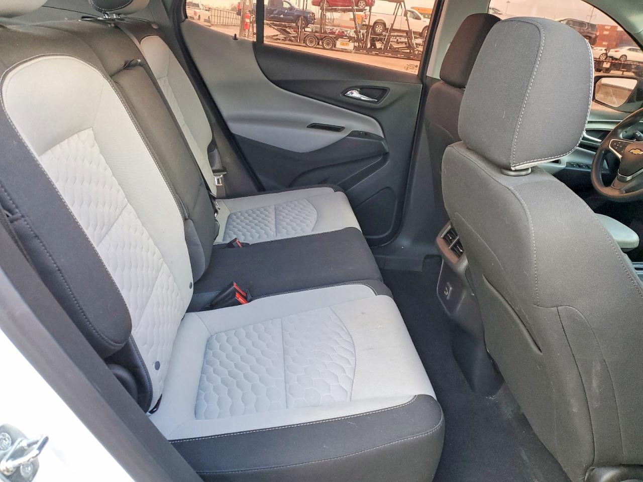 2021 CHEVROLET EQUINOX LS photo 21