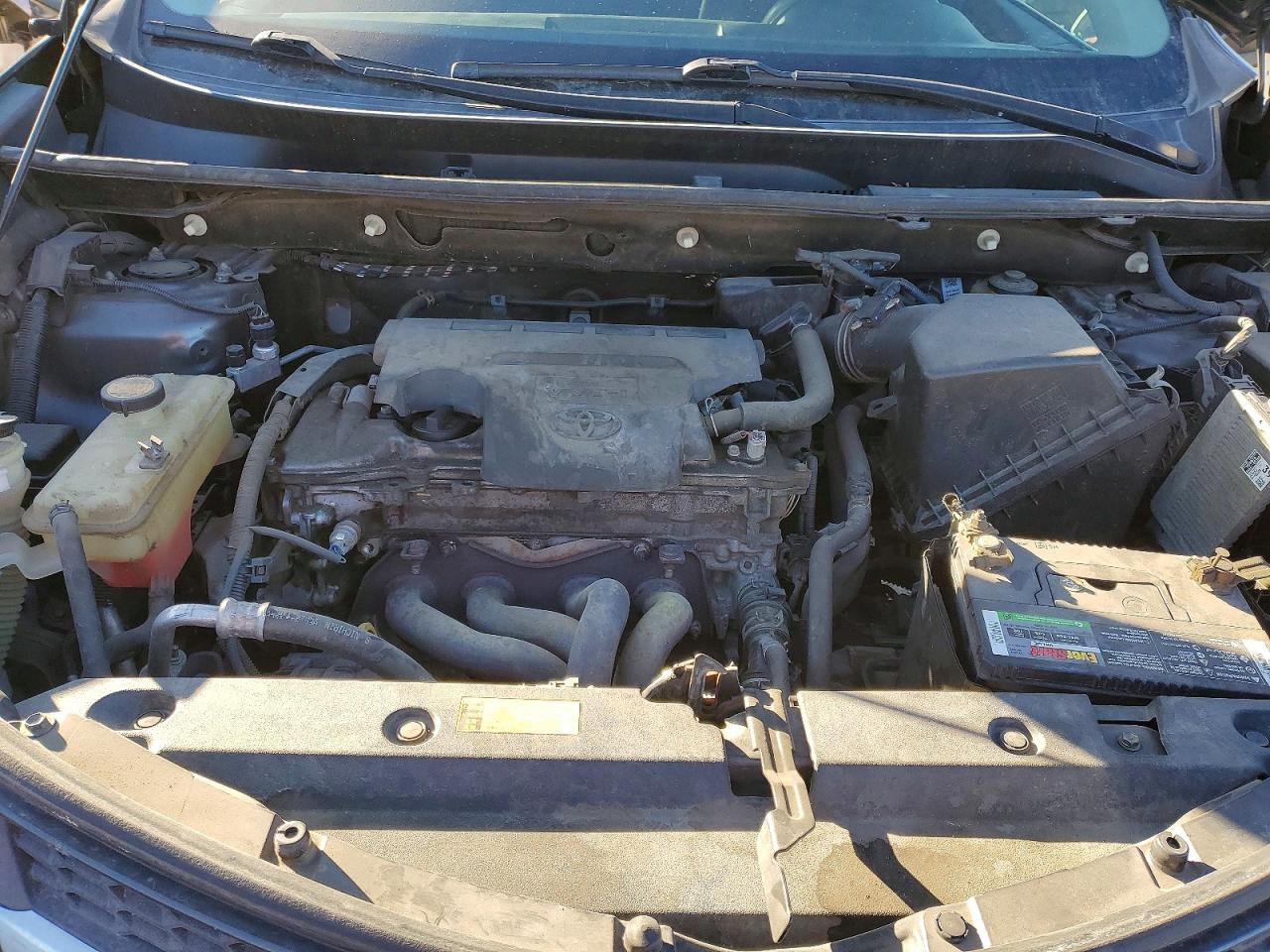 2014 TOYOTA RAV4 LE photo 11