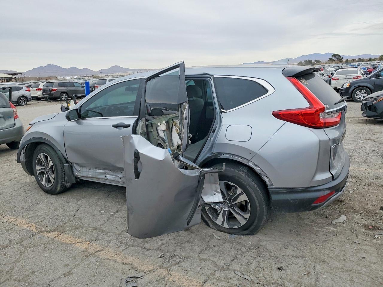 2017 HONDA CR-V LX photo 2