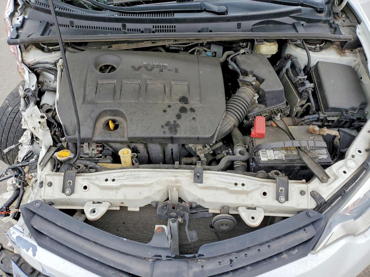 2015 TOYOTA COROLLA L photo 11