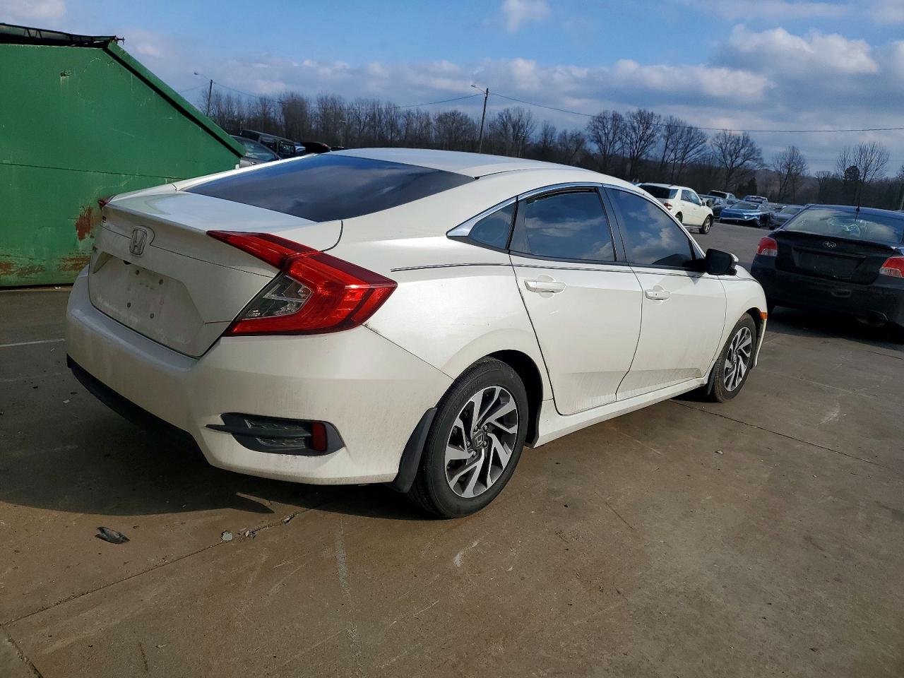 2016 HONDA CIVIC EX photo 3