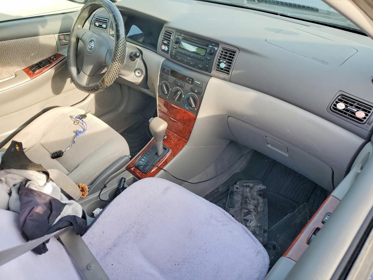 2007 TOYOTA COROLLA CE photo 8
