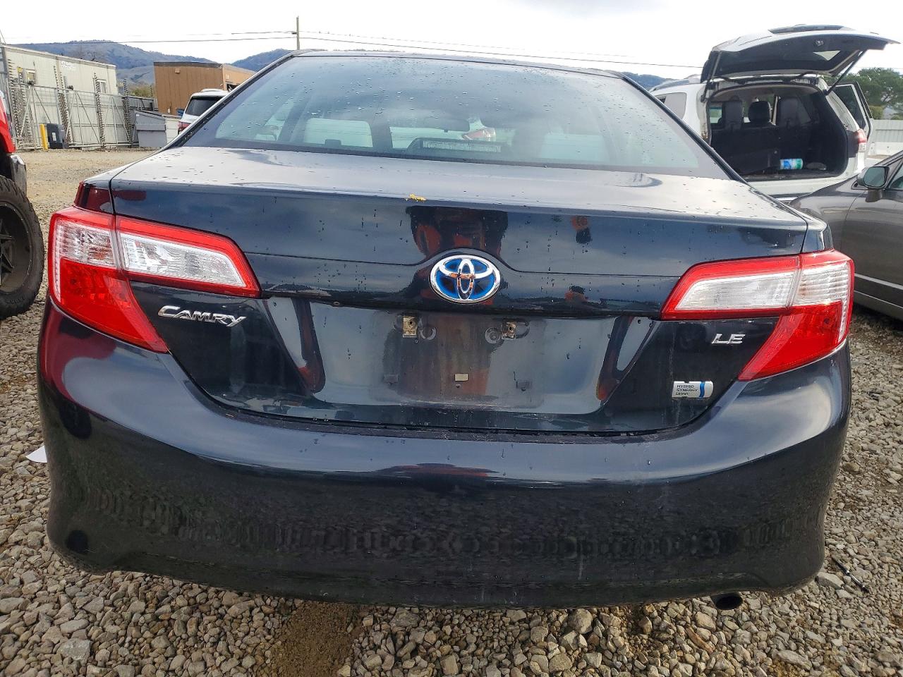 2014 TOYOTA CAMRY HYBRID photo 6