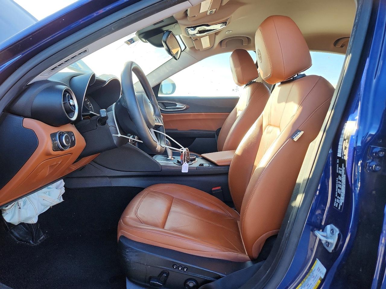 2019 ALFA ROMEO GIULIA TI photo 7