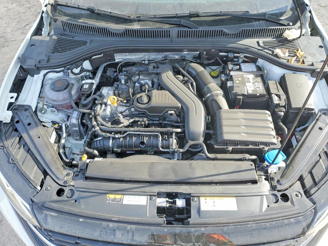 2024 VOLKSWAGEN JETTA SPORT photo 21