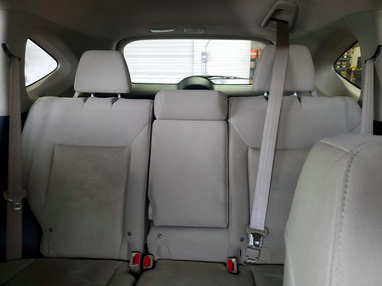 2015 HONDA CR-V LX photo 10