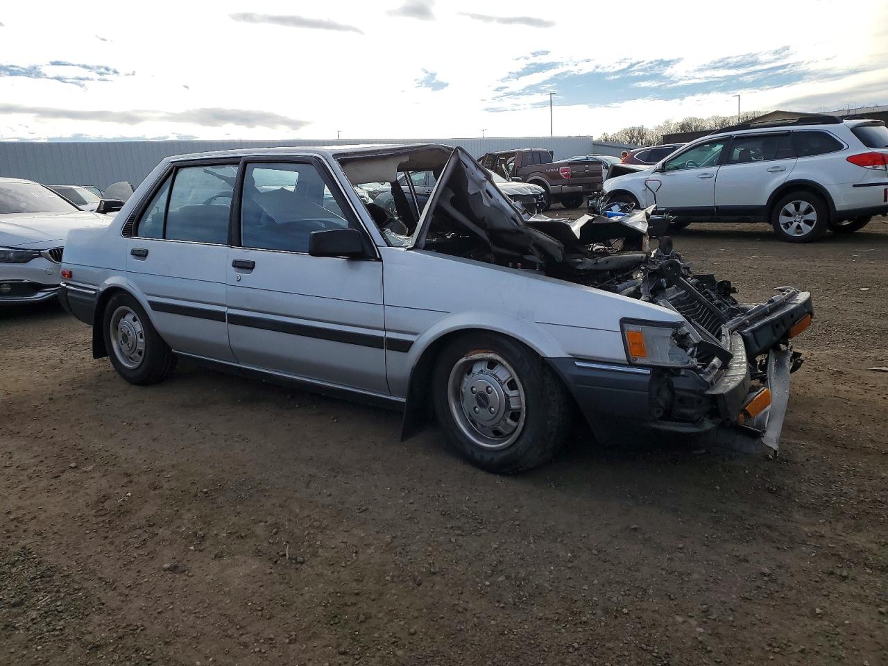 1986 TOYOTA COROLLA LE photo 4