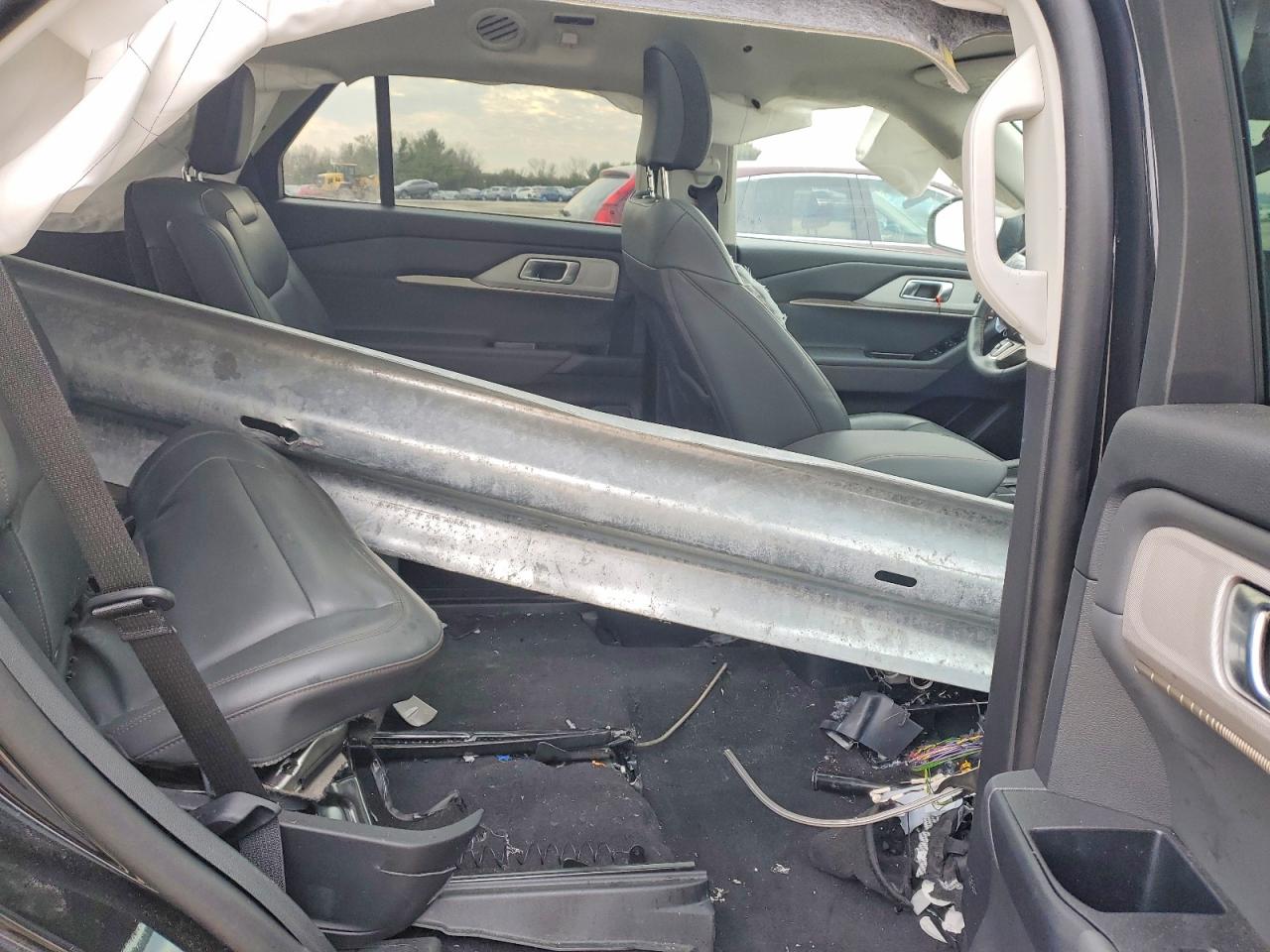 2025 FORD EXPLORER ACTIVE photo 11