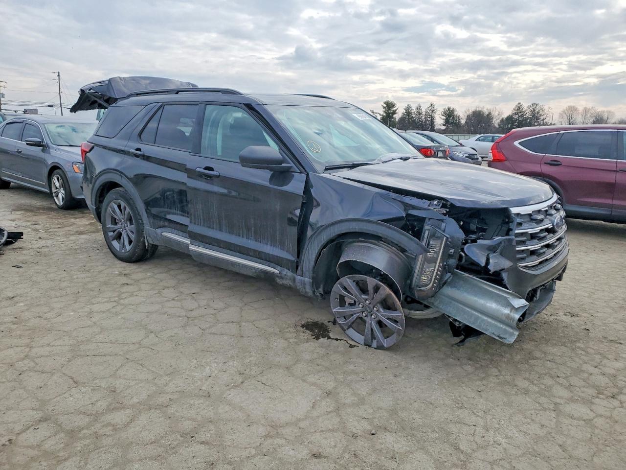 2025 FORD EXPLORER ACTIVE photo 4