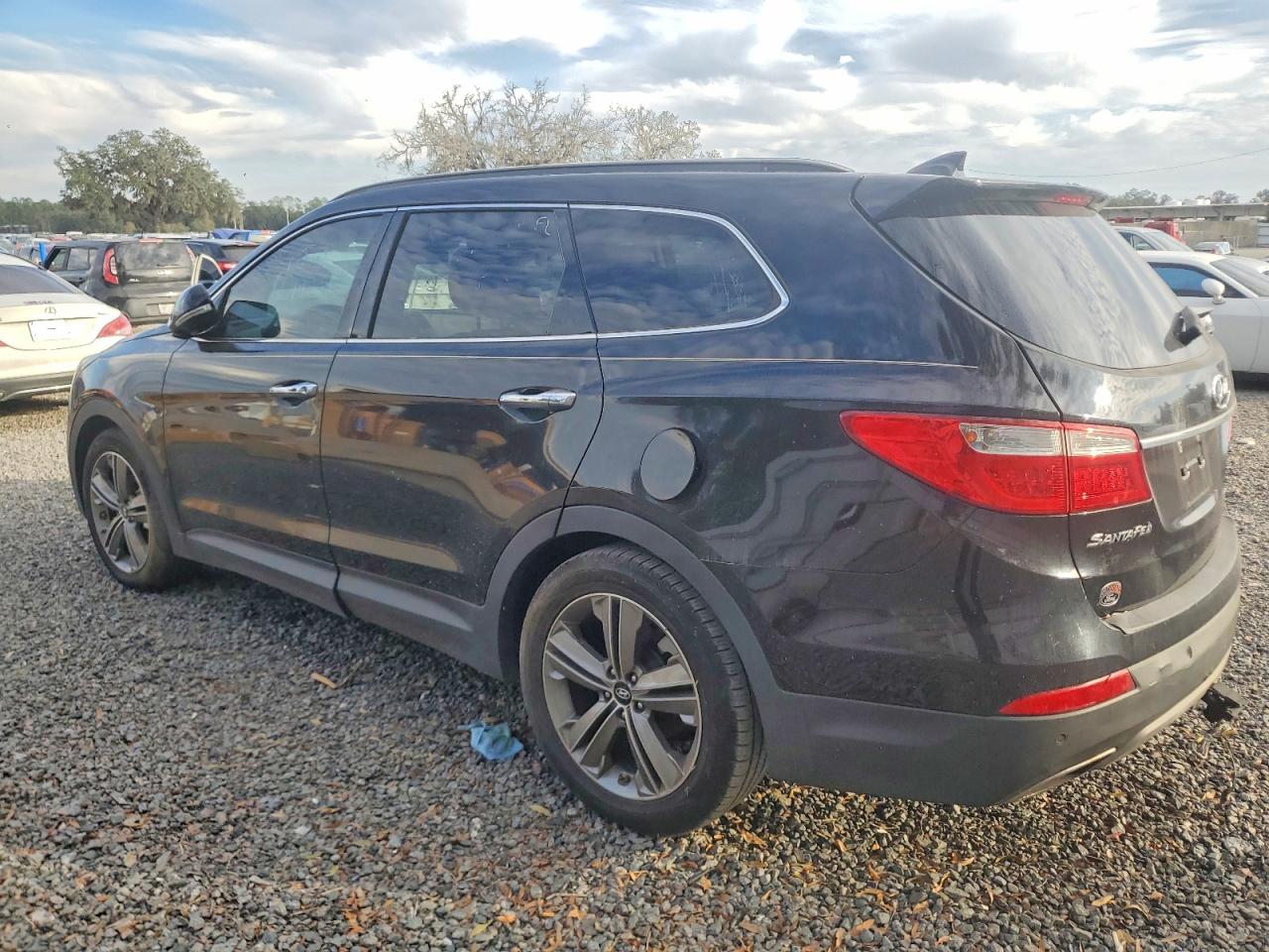 2014 HYUNDAI SANTA FE GLS photo 2