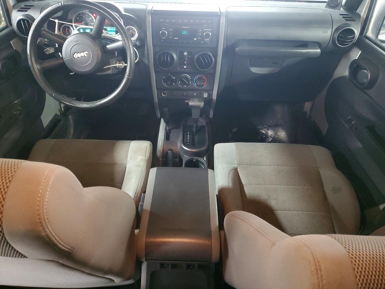 2007 JEEP WRANGLER SAHARA photo 8