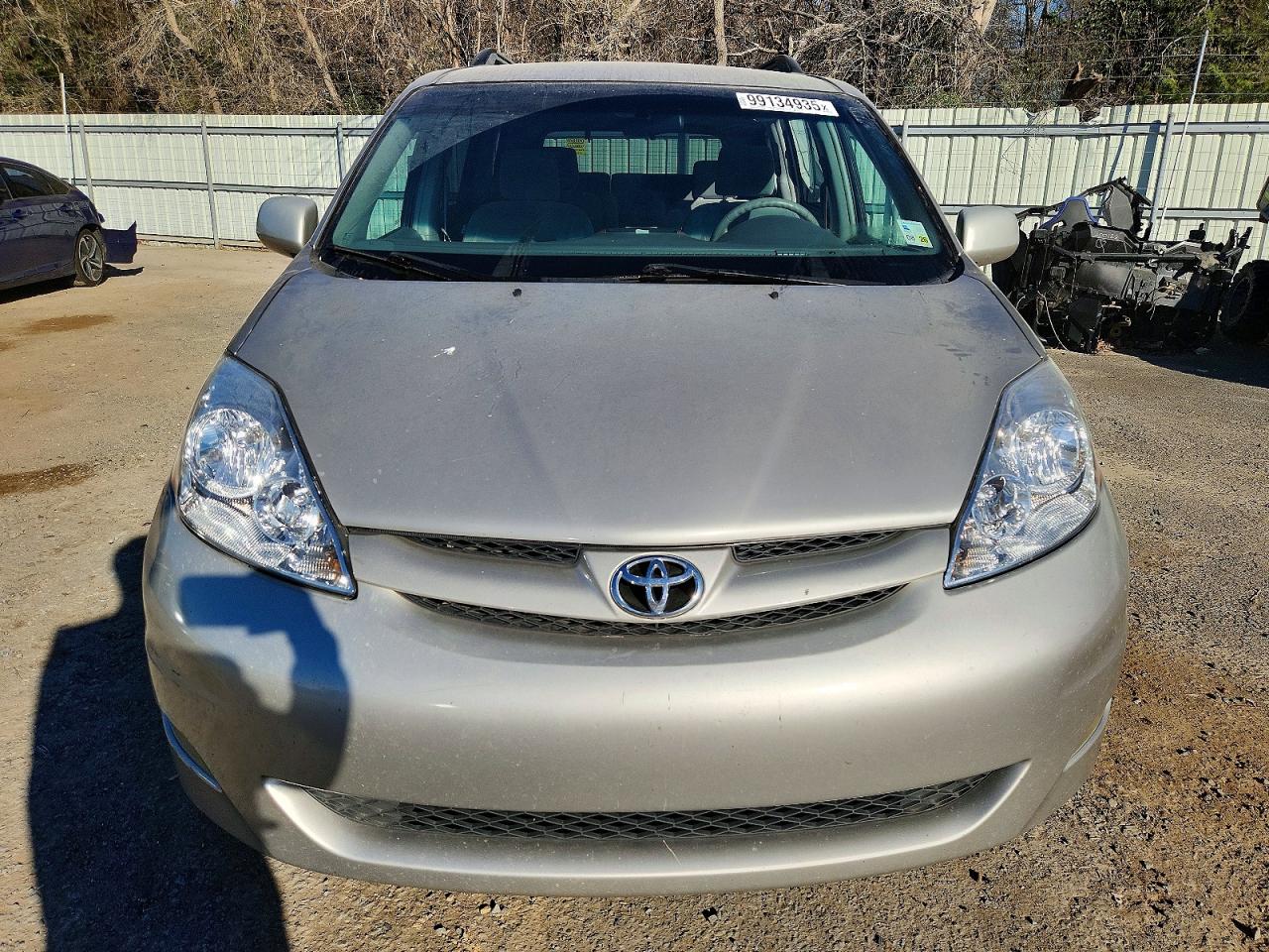 2007 TOYOTA SIENNA XLE photo 5