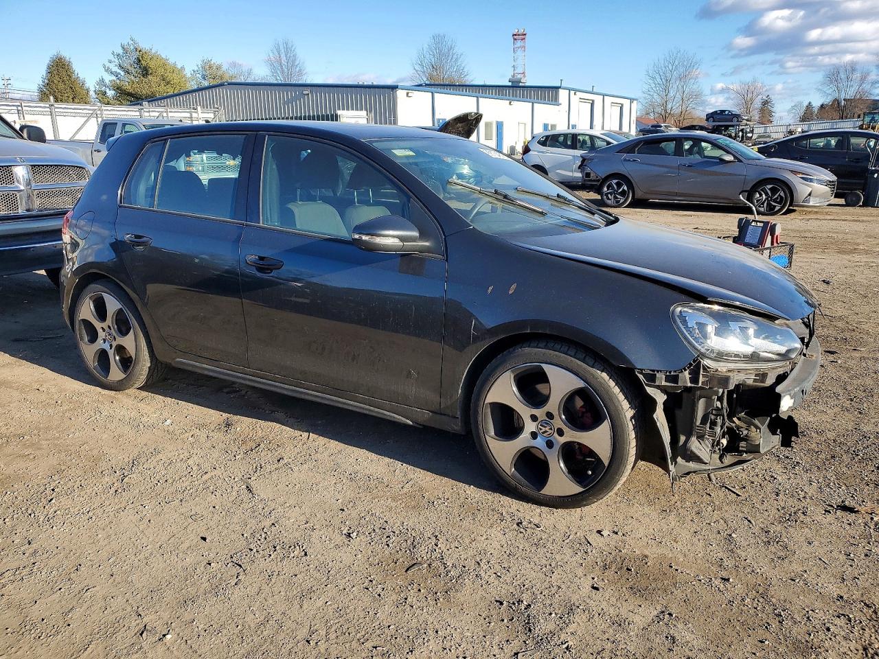 2012 VOLKSWAGEN GTI photo 4