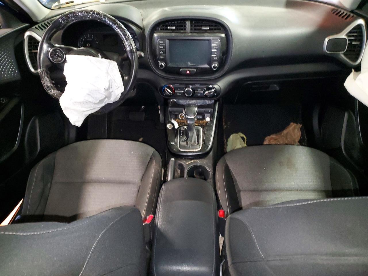 2020 KIA SOUL GT LINE photo 8