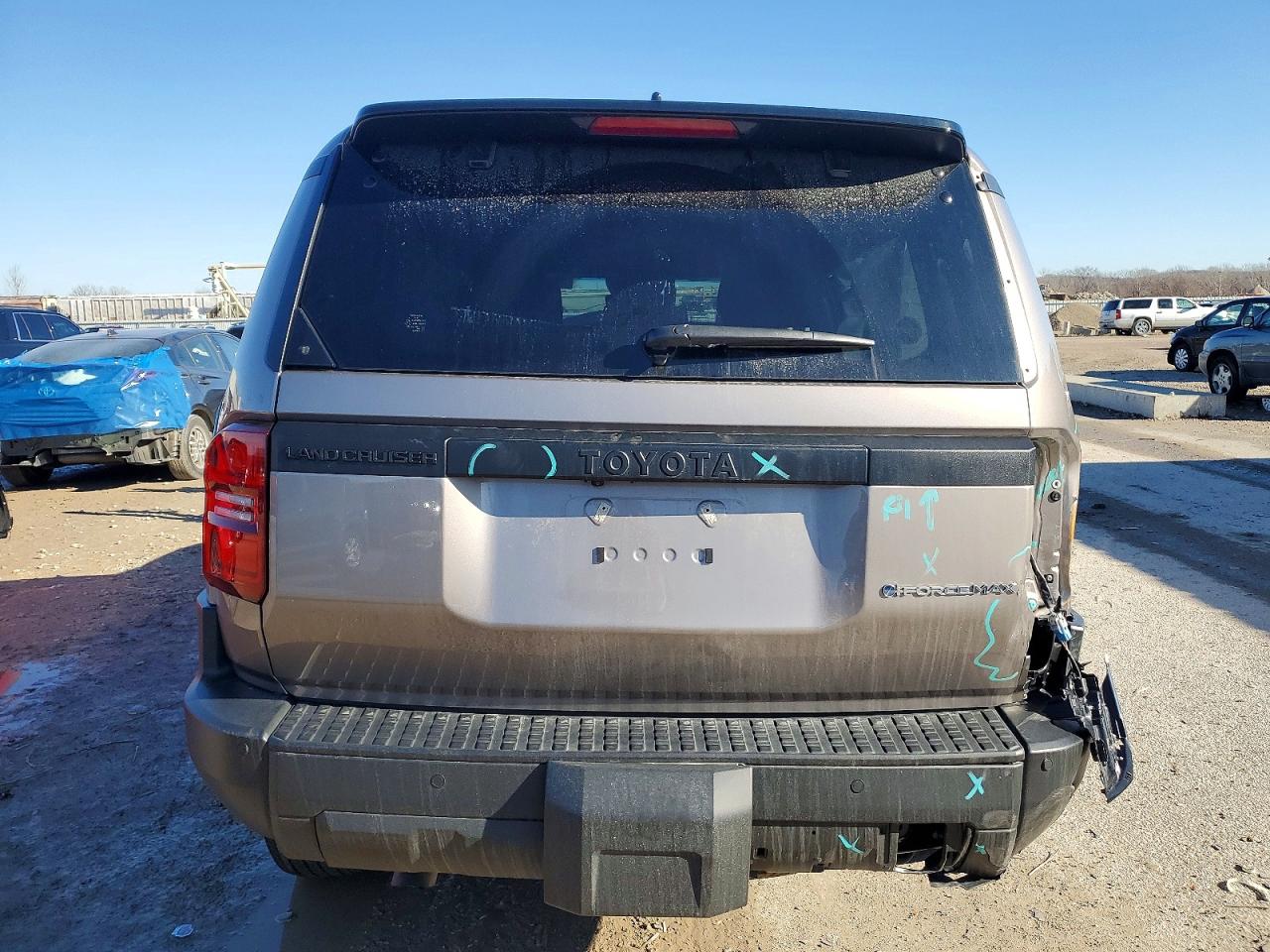 2025 TOYOTA LAND CRUISER BASE photo 11