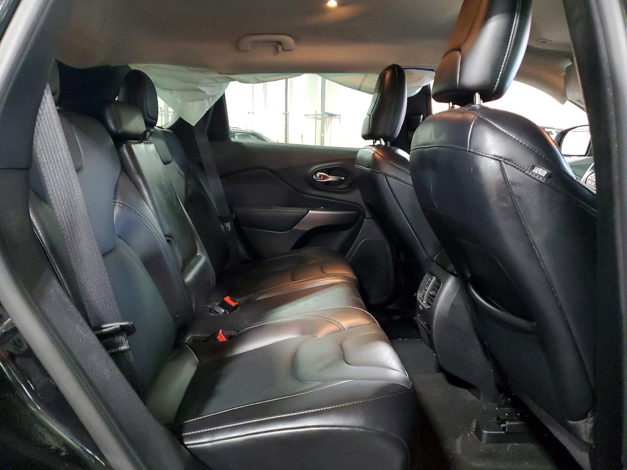 2019 JEEP CHEROKEE LIMITED photo 11