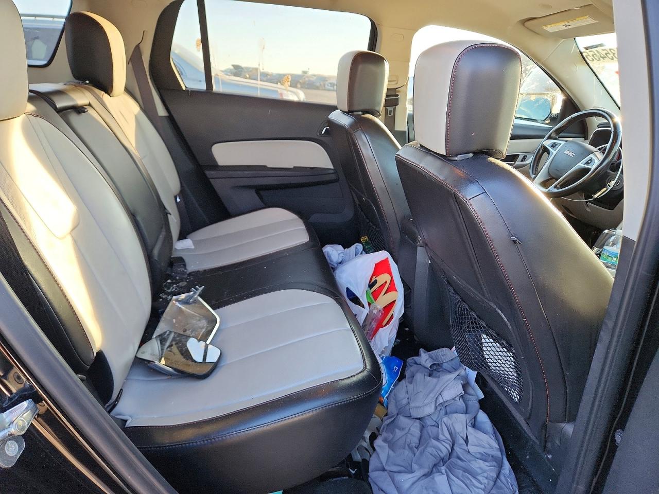 2017 GMC TERRAIN SLT photo 11