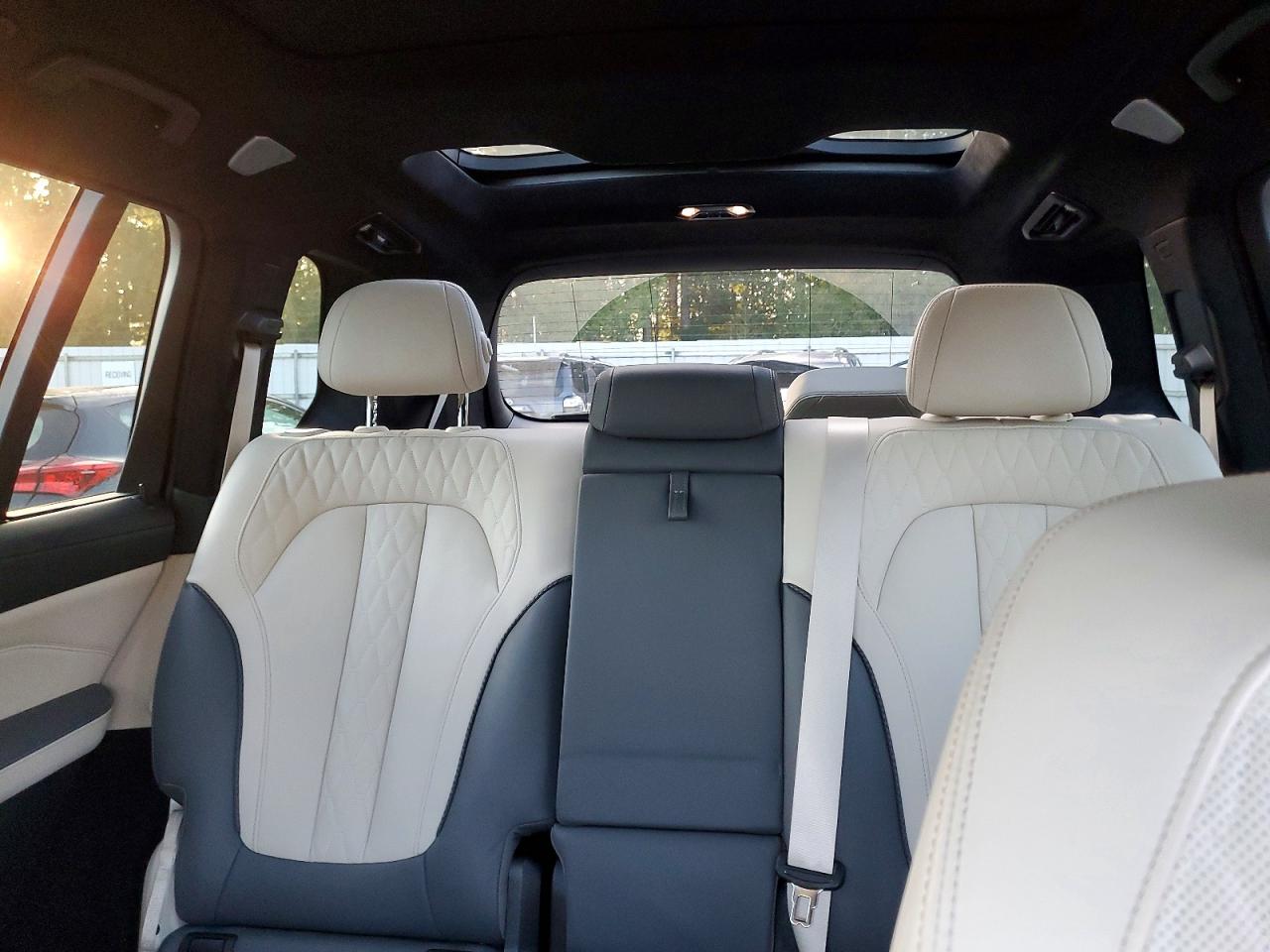 2023 BMW X7 XDRIVE40I photo 10