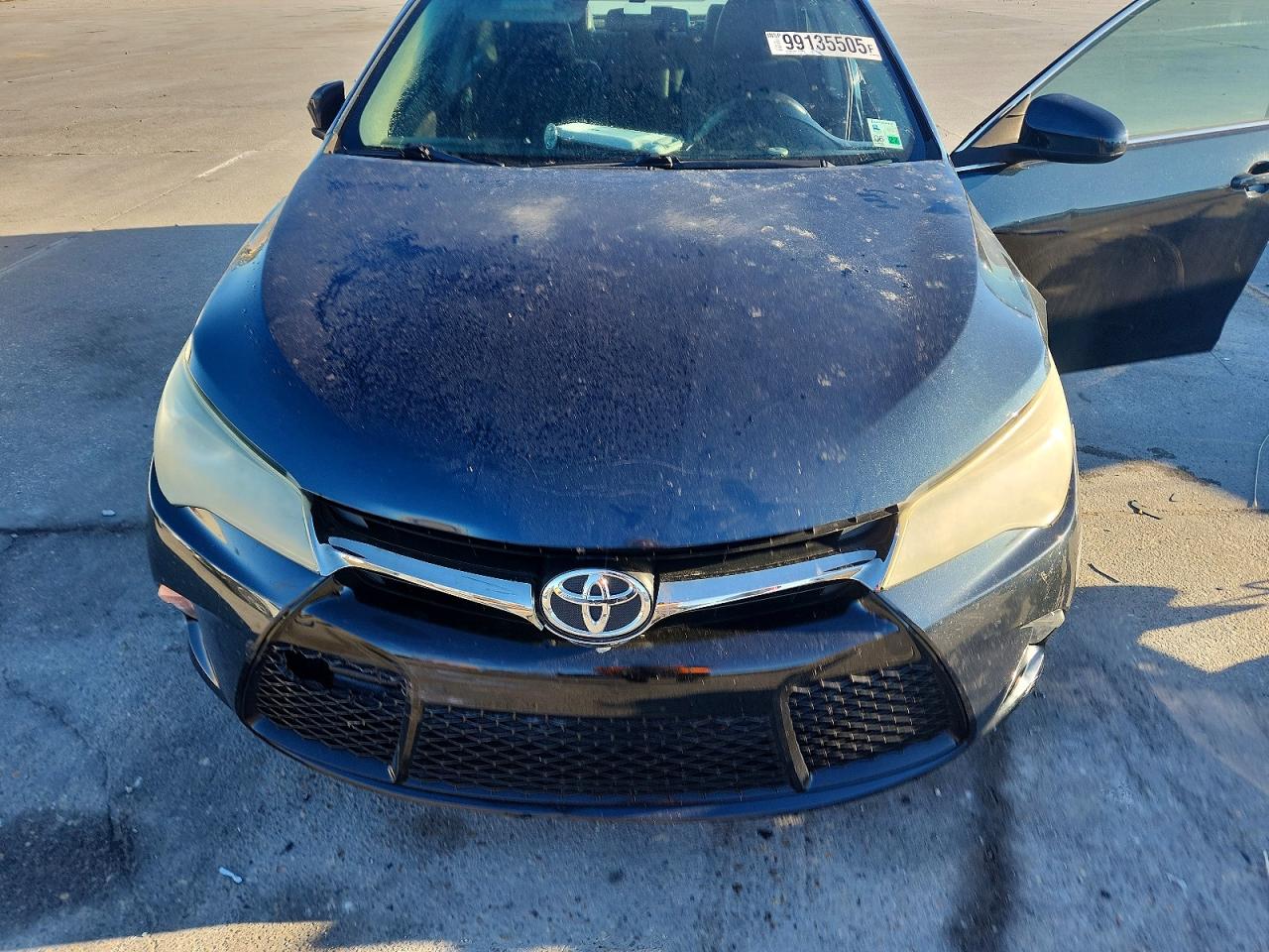 2016 TOYOTA CAMRY LE photo 11