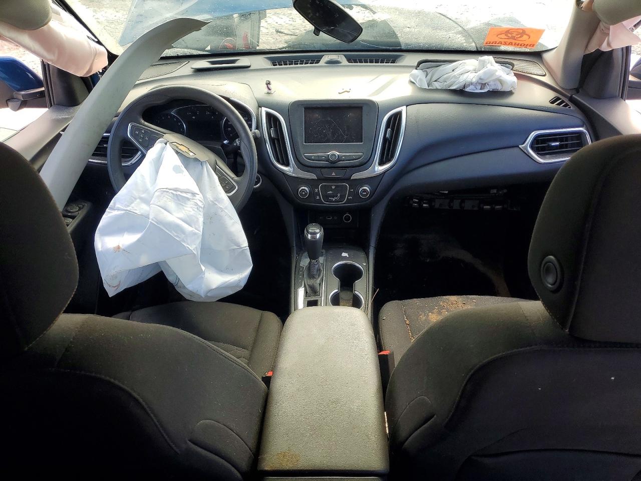 2020 CHEVROLET EQUINOX LT photo 8