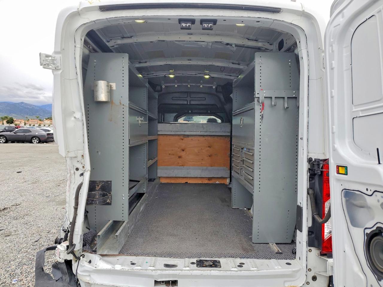 2017 FORD TRANSIT T-250 photo 10
