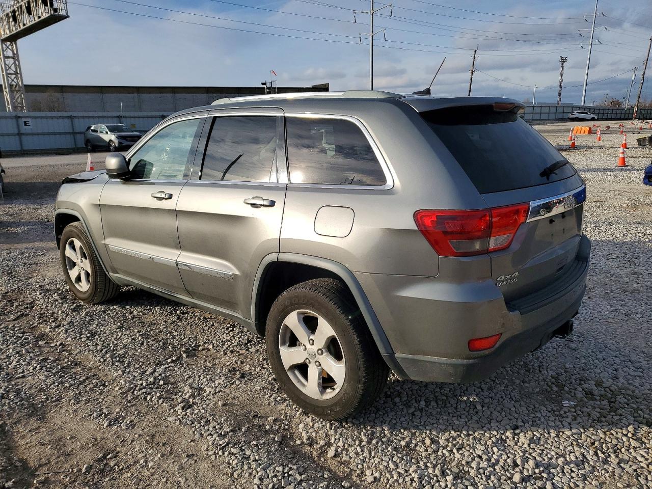 2012 JEEP GRAND CHEROKEE LAREDO photo 2