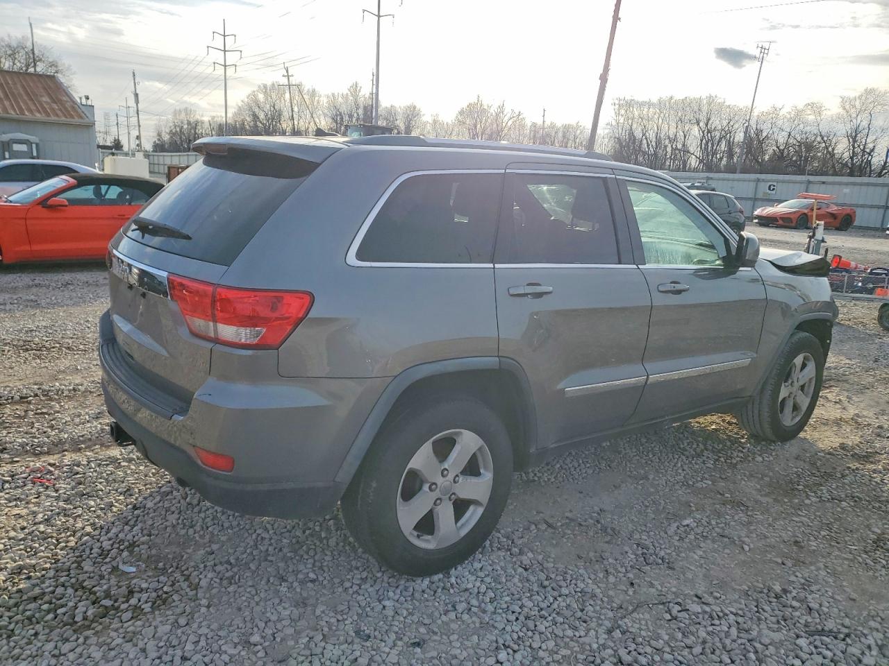 2012 JEEP GRAND CHEROKEE LAREDO photo 3
