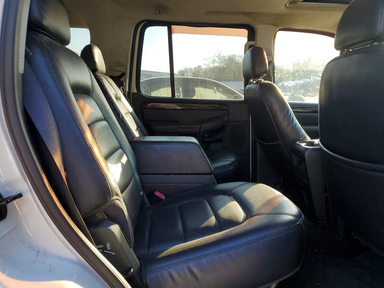 2004 FORD EXPLORER LIMITED photo 11