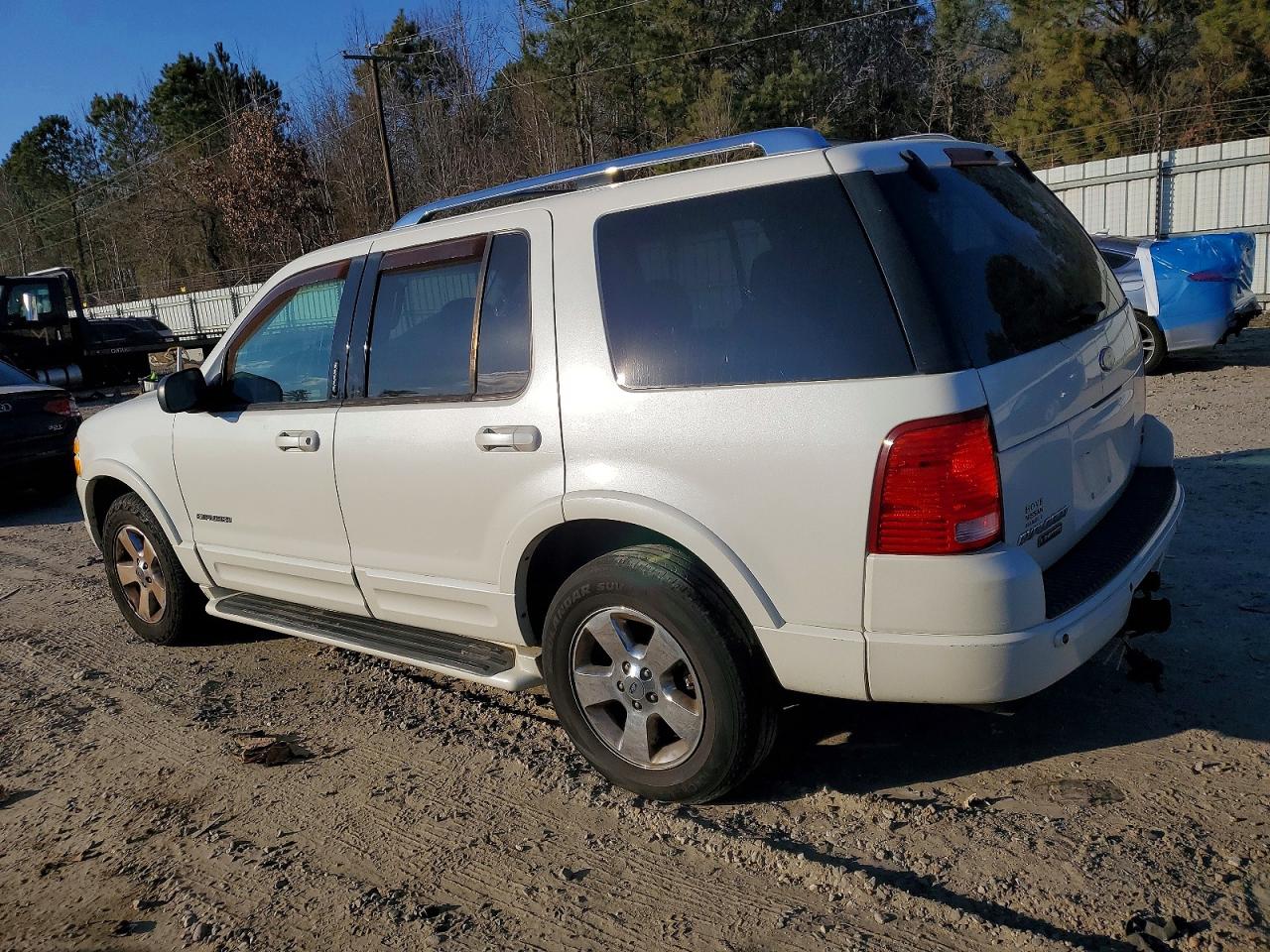 2004 FORD EXPLORER LIMITED photo 2