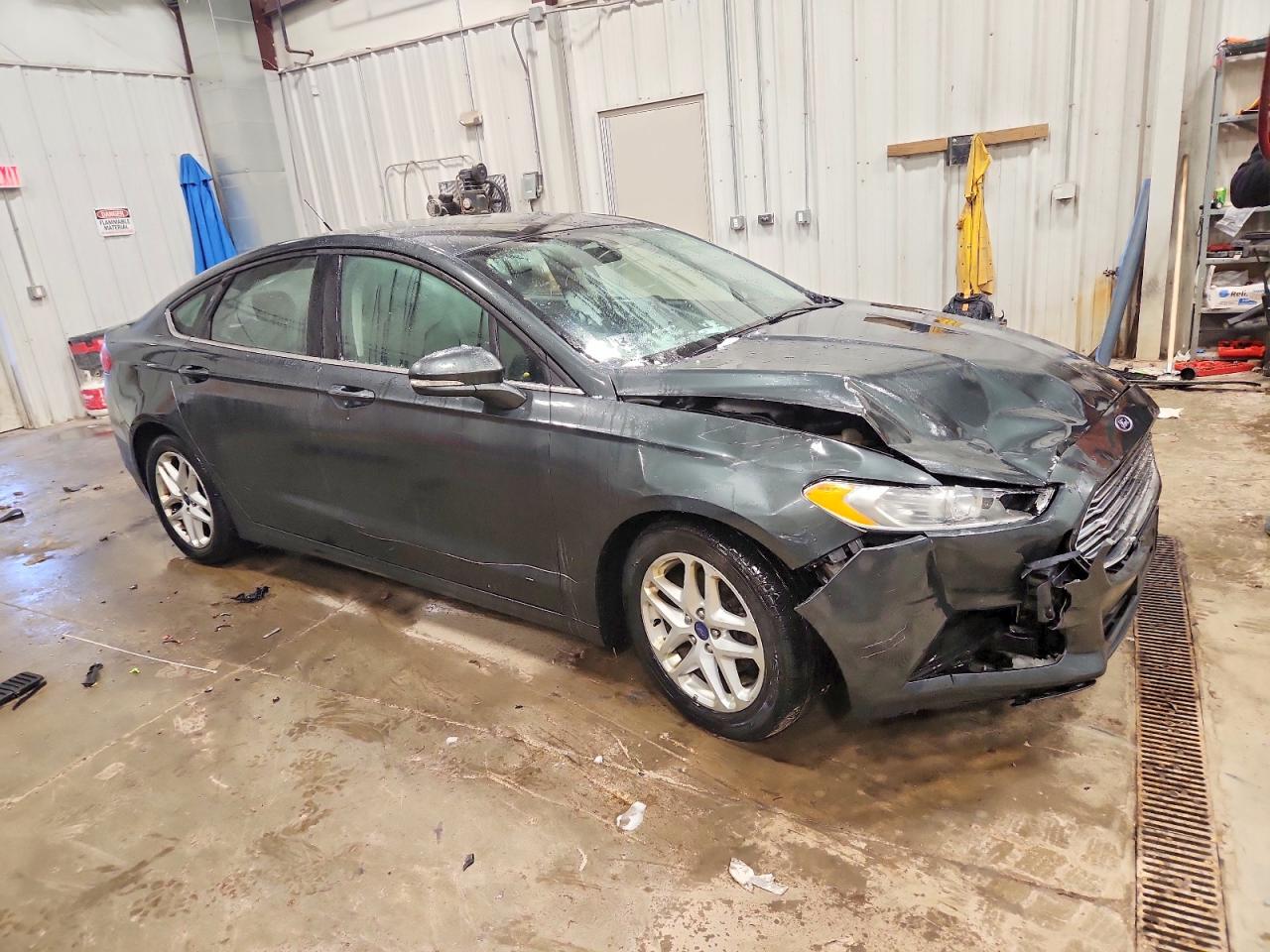 2015 FORD FUSION SE photo 4