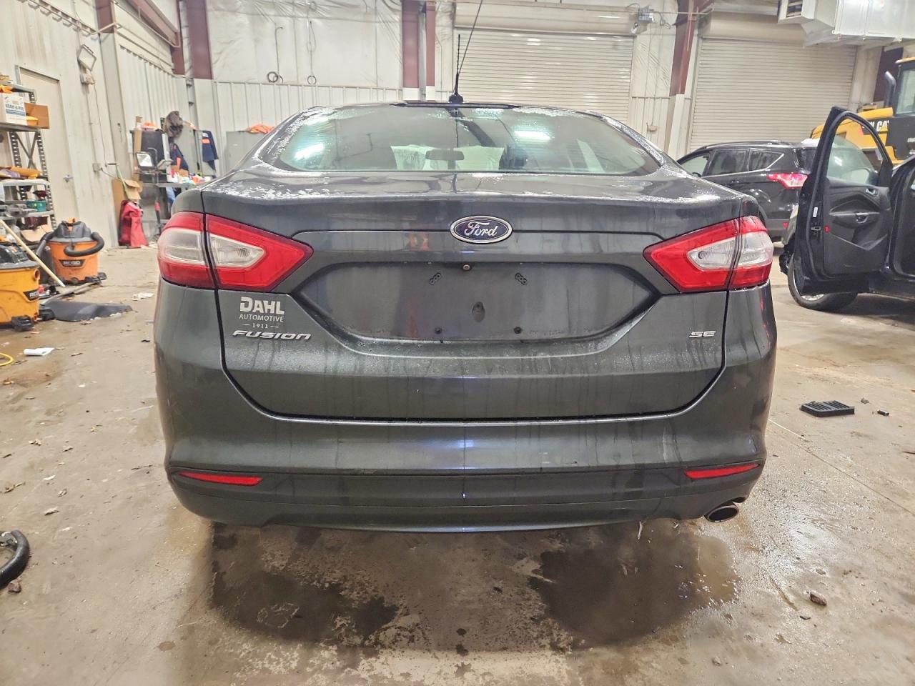 2015 FORD FUSION SE photo 6