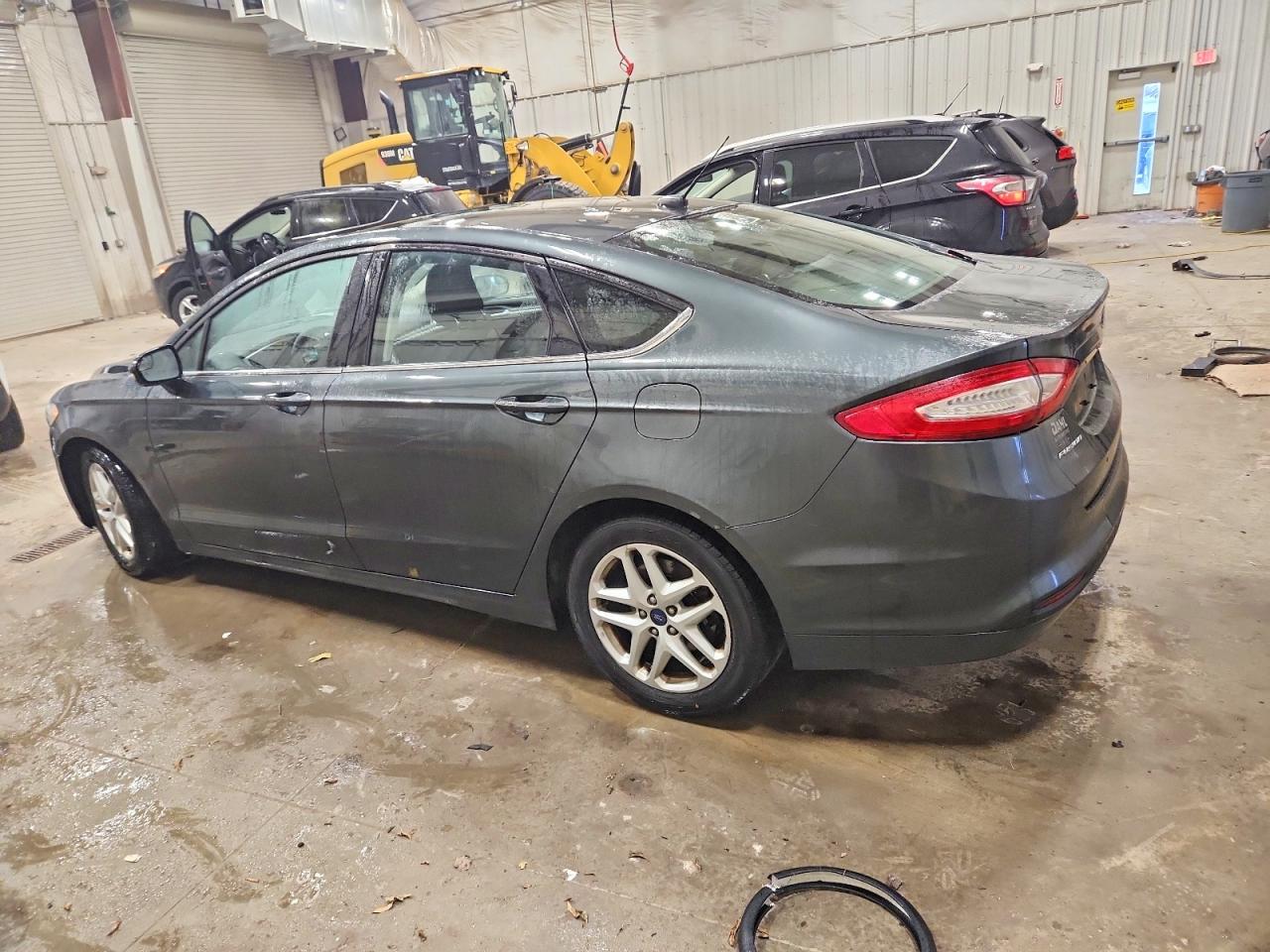 2015 FORD FUSION SE photo 2