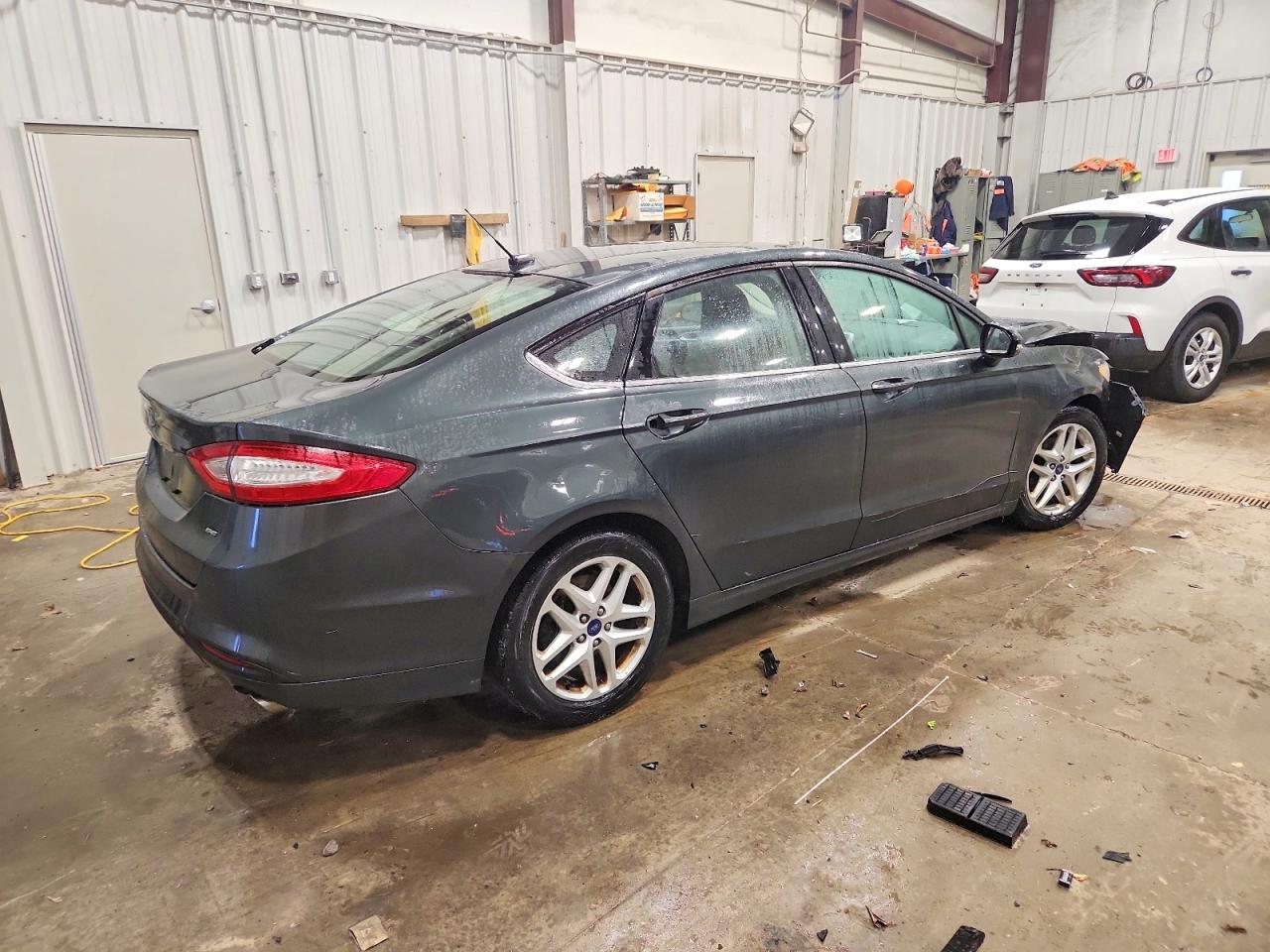2015 FORD FUSION SE photo 3