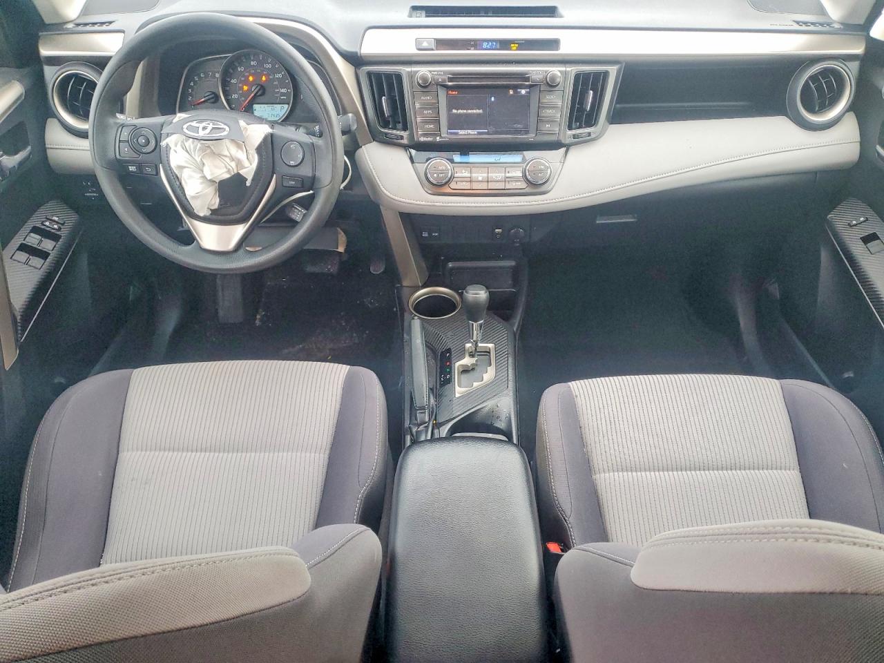 2015 TOYOTA RAV4 XLE photo 8