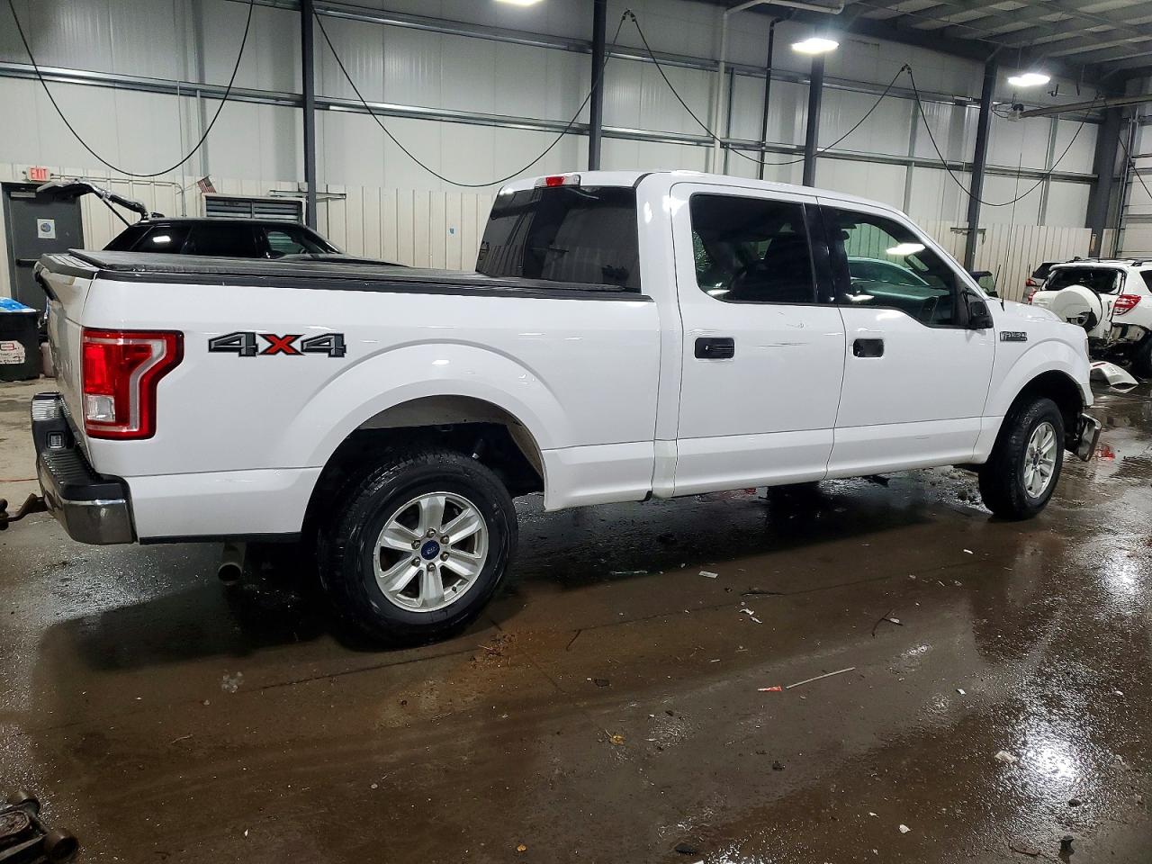 2017 FORD F150 SUPERCREW photo 3