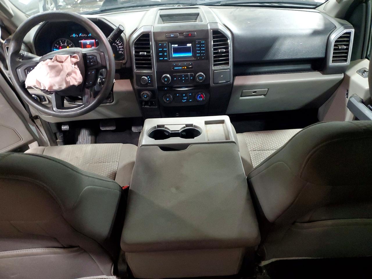 2017 FORD F150 SUPERCREW photo 8