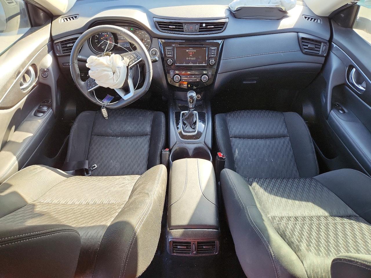2019 NISSAN ROGUE S photo 8