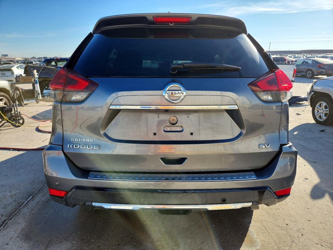 2019 NISSAN ROGUE S photo 6