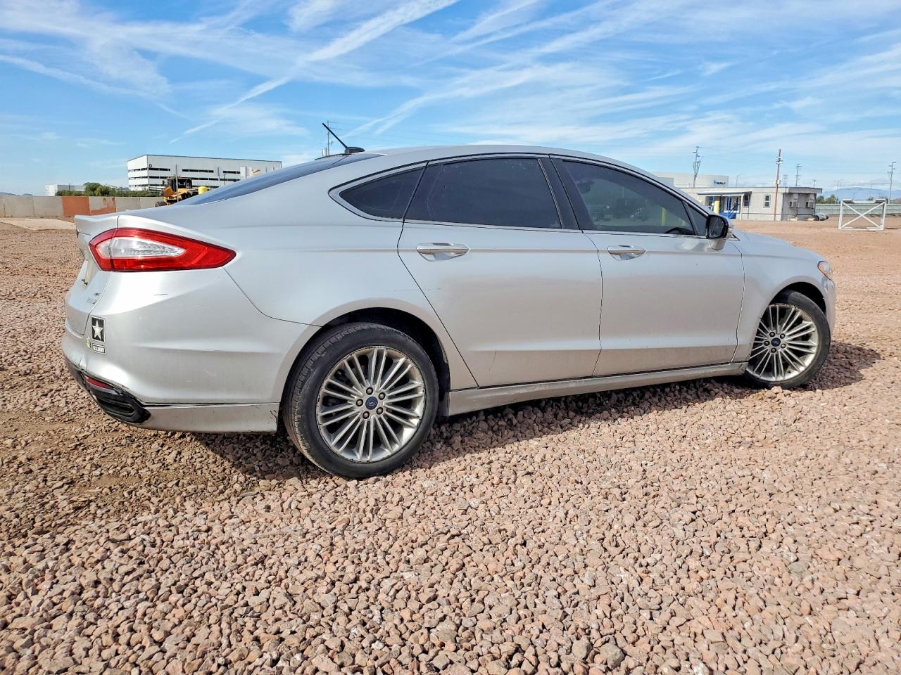 2014 FORD FUSION SE photo 3