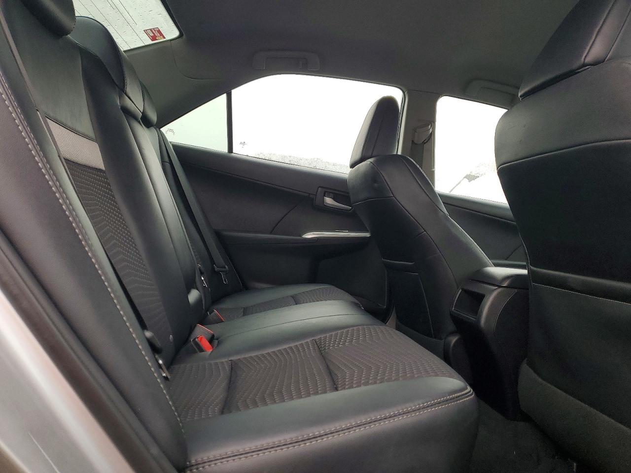 2012 TOYOTA CAMRY BASE photo 10