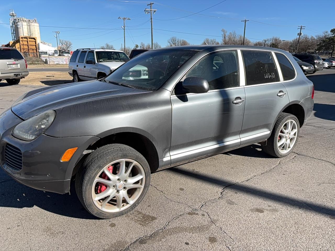 2005 PORSCHE CAYENNE TURBO photo 2