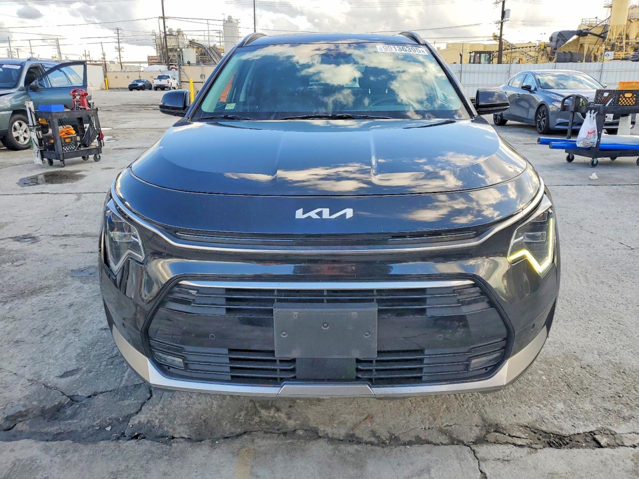 2023 KIA NIRO SX TOURING photo 9