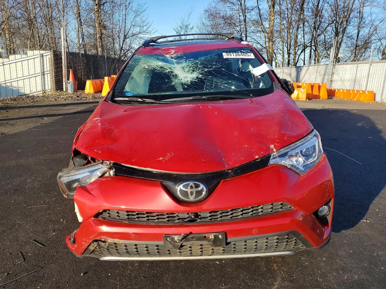 2017 TOYOTA RAV4 SE photo 5