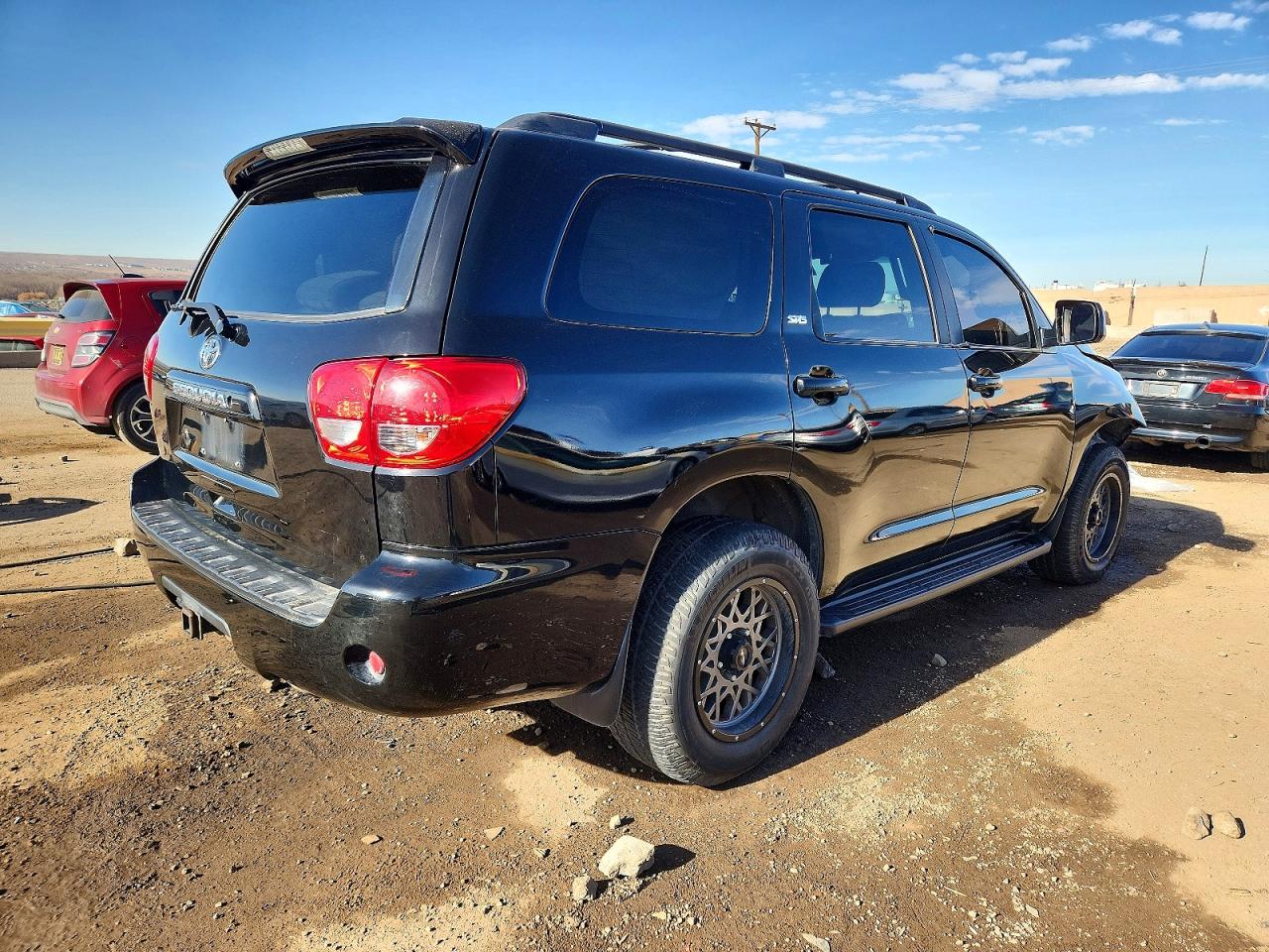 2012 TOYOTA SEQUOIA SR5 photo 3