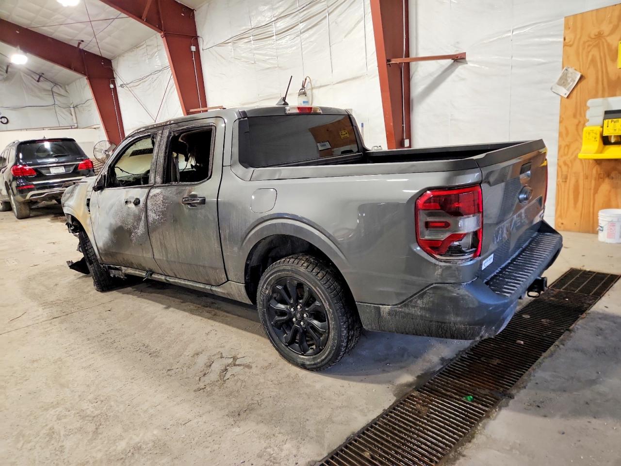 2024 FORD MAVERICK XLT photo 2