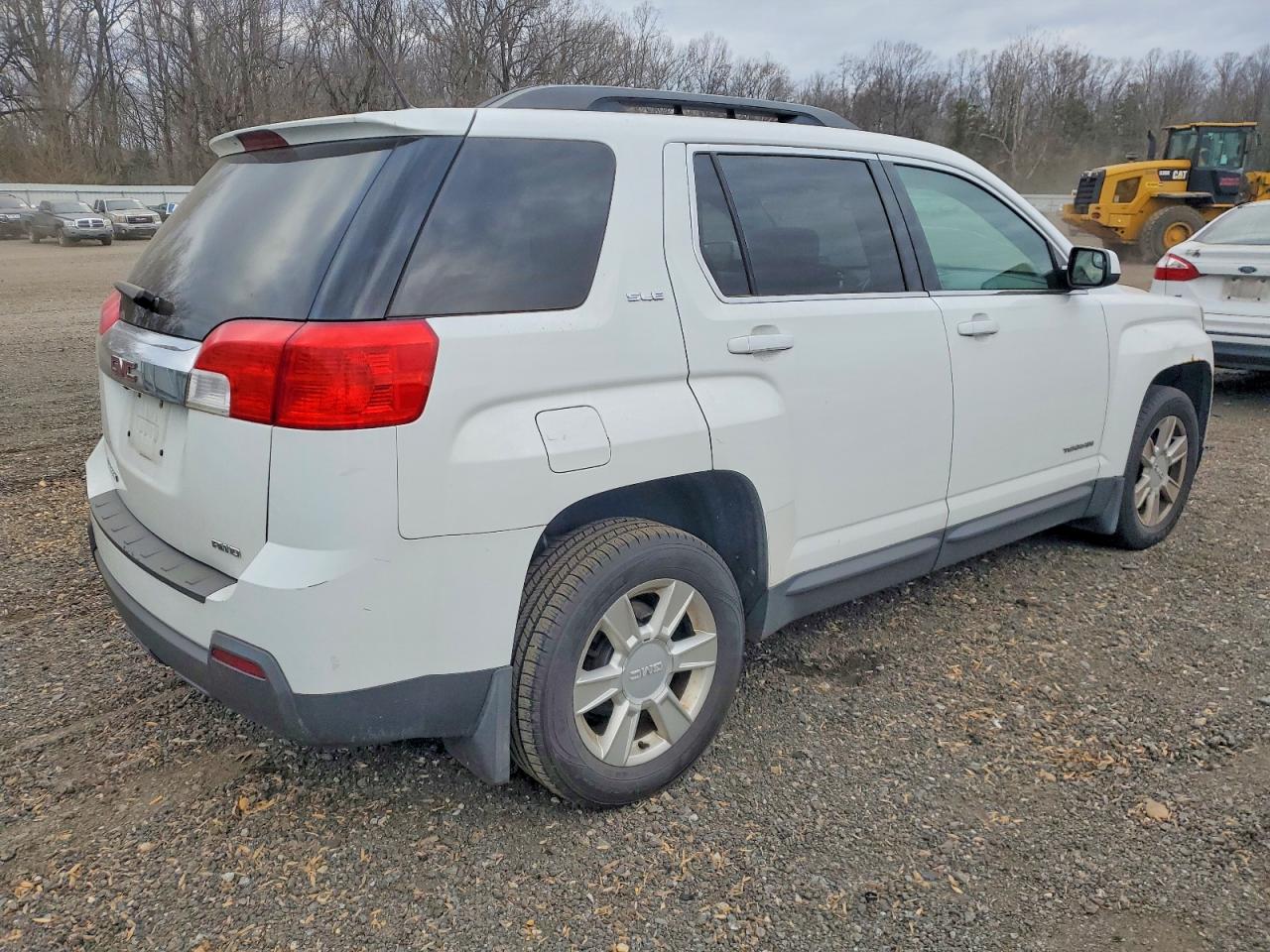 2013 GMC TERRAIN photo 5