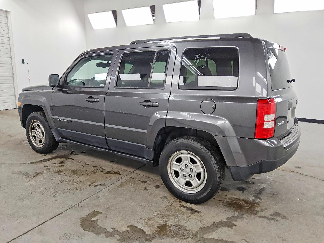 2017 JEEP PATRIOT SPORT photo 2