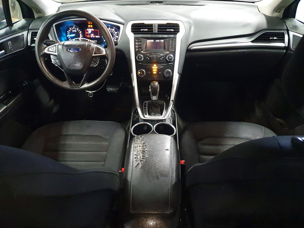2013 FORD FUSION SE photo 8